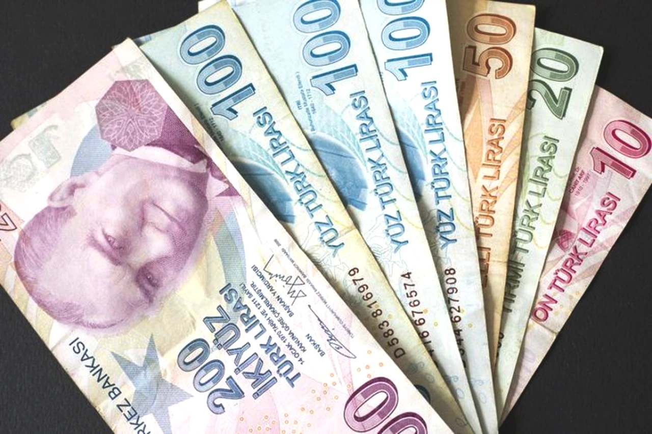 Ekimde Hangi Ödeme Ne Zaman Yatacak? Emekli, Memur ve Destek Takvimi