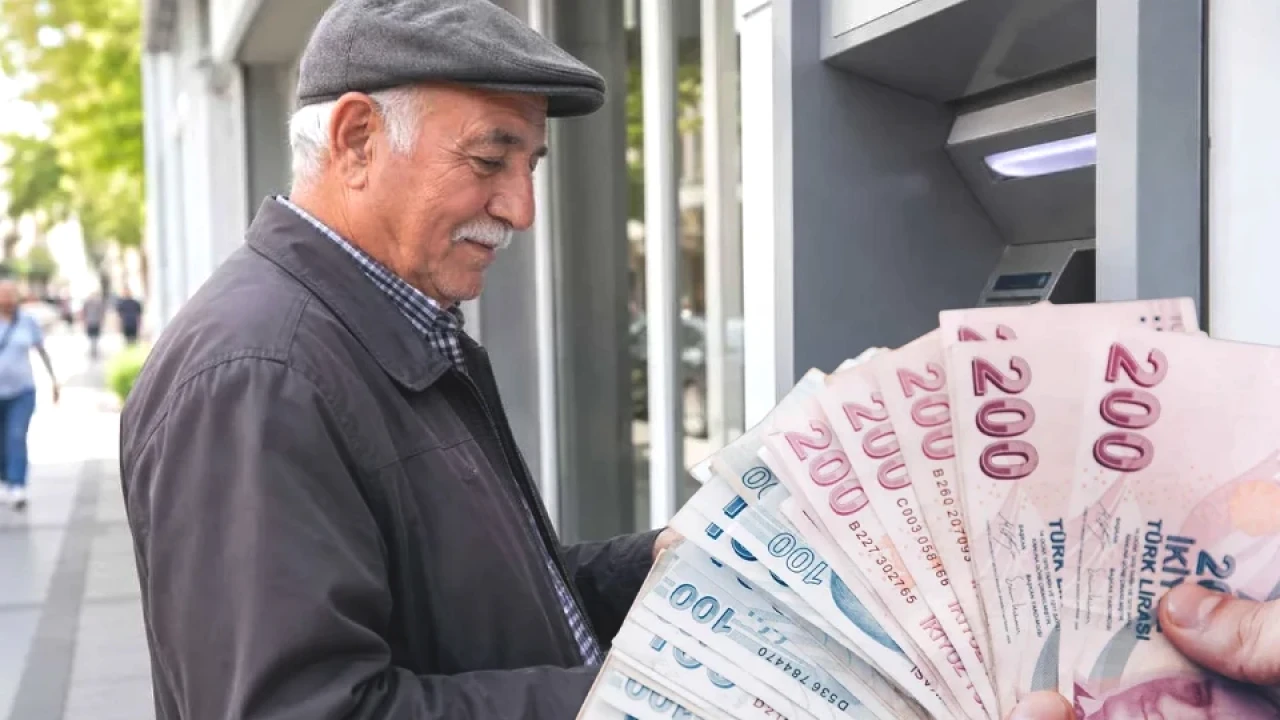 Emekli Zammında Kritik Gün Yarın! Saat 10.00'da 3 Aylık Fark Belli Oluyor