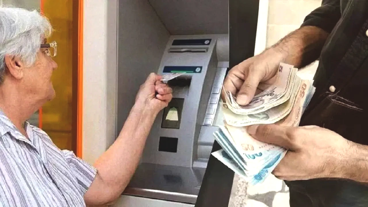 Türkiye Finans'tan Emekliye 27 Bin TL Promosyon! Yakınını Getirene Ek Ödeme