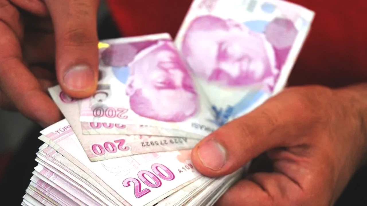 Öğrenciye Aylık 1.750 TL Karşılıksız Burs! Başvuru İçin Son Gün 20 Ekim
