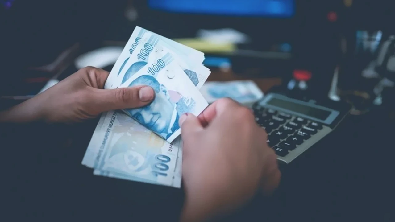 Memur Emeklisine 8.077 TL İçin Gözler AYM'de! Dosyalar Birleştirildi