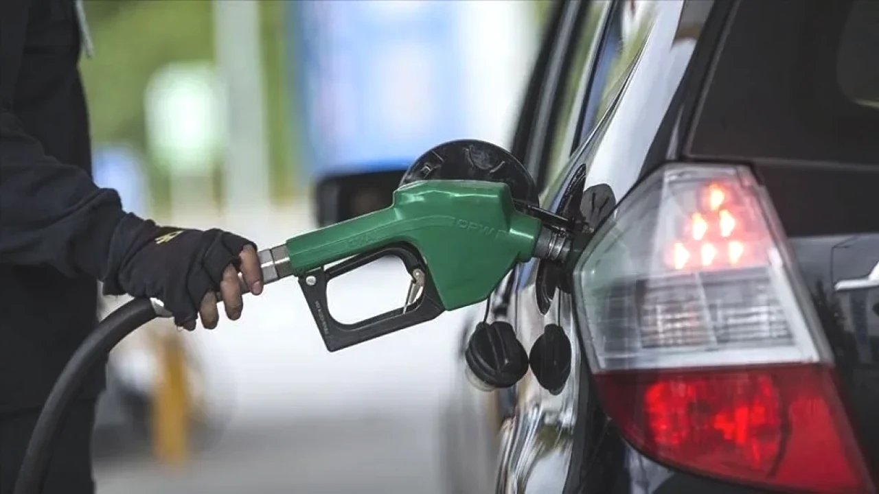 Motorin 3 Günde 7 TL Ucuzladı! 50 Litrelik Depoda 357 TL Fark Oluştu